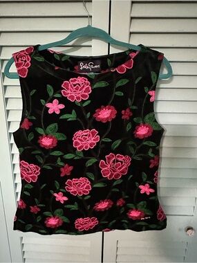 Lesley Evers Stella Green Velvet Floral Embroidered top